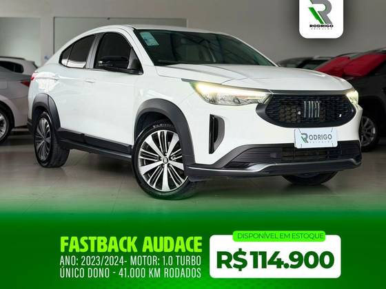 FIAT FASTBACK 1.0 TURBO 200 FLEX AUDACE CVT FIAT FASTBACK 1.0 TURBO 200 FLEX AUDACE CVT
